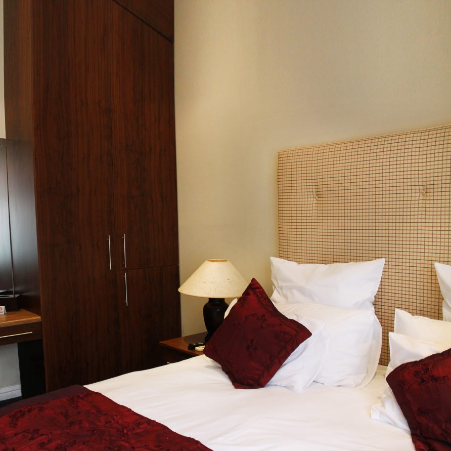 Deluxe Suite with spa bath